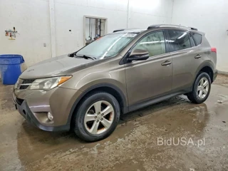 TOYOTA RAV4 XLE