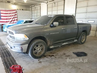 DODGE RAM 1500 SLT