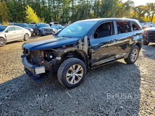 TOYOTA HIGHLANDER LE PLUS