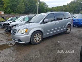 CHRYSLER TOWN & COUNTRY TOURING