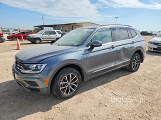 VOLKSWAGEN TIGUAN SE