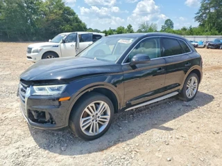 AUDI Q5 PREMIUM PLUS