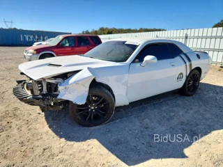 DODGE CHALLENGER SXT