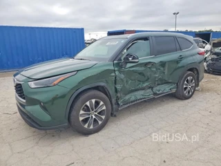TOYOTA HIGHLANDER XLE