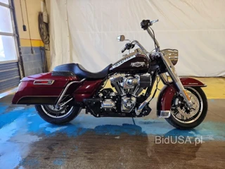 HARLEY-DAVIDSON FLHR ROAD KING