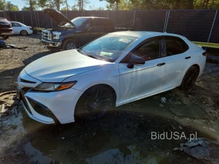 TOYOTA CAMRY XSE