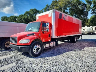 FREIGHTLINER M2