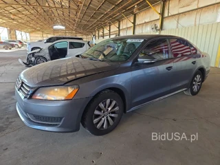 VOLKSWAGEN PASSAT S