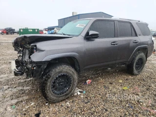 TOYOTA 4RUNNER SR5