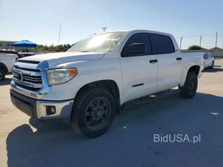 TOYOTA TUNDRA CREWMAX SR5