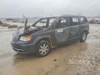 CHRYSLER TOWN & COUNTRY TOURING