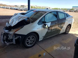 TOYOTA PRIUS FOUR