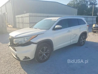 TOYOTA HIGHLANDER XLE