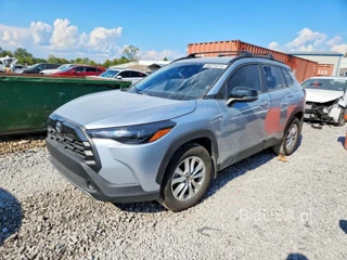 TOYOTA COROLLA CROSS LE
