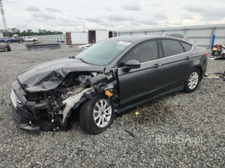 FORD FUSION S