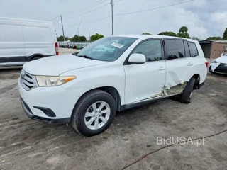 TOYOTA HIGHLANDER BASE
