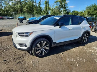 VOLVO XC40 P8 RECHARGE PLUS