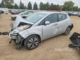 NISSAN LEAF SL