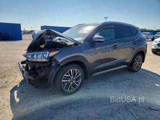 HYUNDAI TUCSON SEL