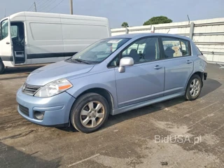 NISSAN VERSA 1.8 S