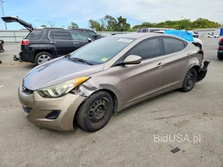 HYUNDAI ELANTRA GLS
