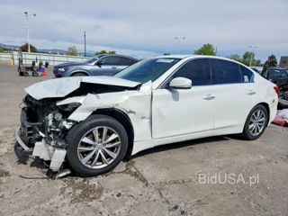 INFINITI Q50 PREMIUM