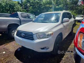 TOYOTA HIGHLANDER SPORT
