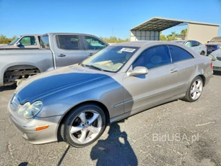 MERCEDES-BENZ CLK 320
