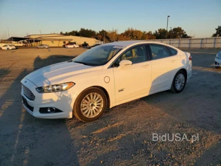 FORD FUSION SE PHEV