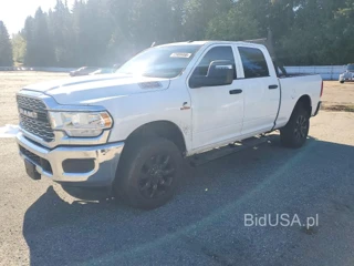 RAM 2500 TRADESMAN