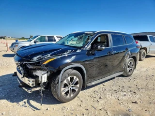 TOYOTA HIGHLANDER XLE