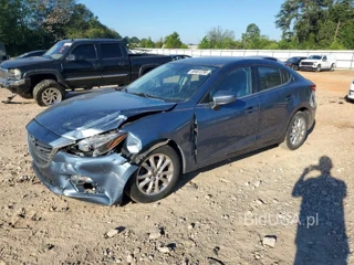 MAZDA 3 TOURING