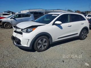KIA NIRO EX