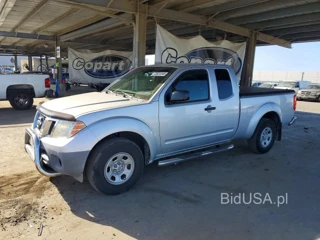 NISSAN FRONTIER XE