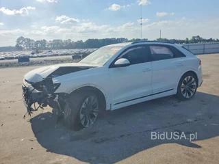 AUDI Q8 PREMIUM PLUS S-LINE