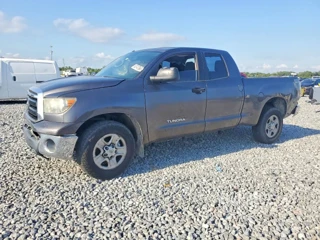 TOYOTA TUNDRA DOUBLE CAB SR5