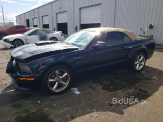 FORD MUSTANG GT