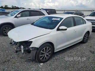 VOLKSWAGEN JETTA SE