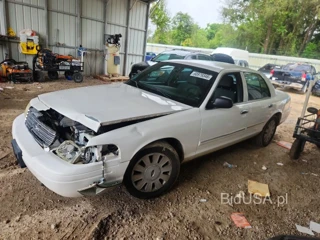 FORD CROWN VICTORIA POLICE INTERCEPTOR