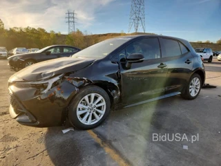 TOYOTA COROLLA HATCHBACK SE