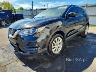 NISSAN ROGUE SPORT S