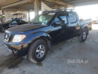 NISSAN FRONTIER SE V6