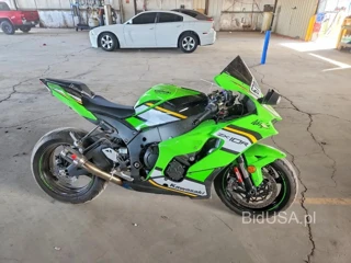 KAWASAKI ZX1002 M