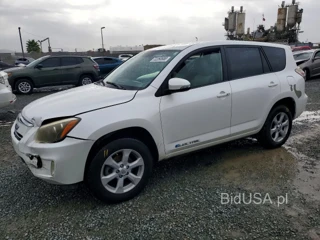 TOYOTA RAV4 EV BASE