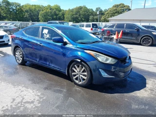 HYUNDAI HYUNDAI ELANTRA SE