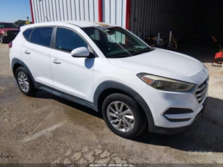 HYUNDAI HYUNDAI TUCSON SE