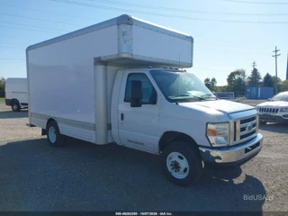 FORD FORD E-450 CUTAWAY