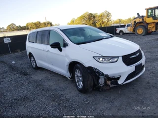 CHRYSLER CHRYSLER PACIFICA SELECT