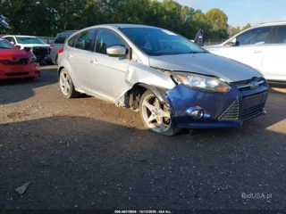 FORD FORD FOCUS TITANIUM