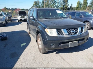 NISSAN NISSAN PATHFINDER SE